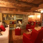 Au Coeur Des Neiges&spa Resort Courmayeur