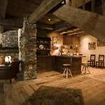 Au Coeur Des Neiges Resort Spa & Free E-Bike Resort Courmayeur