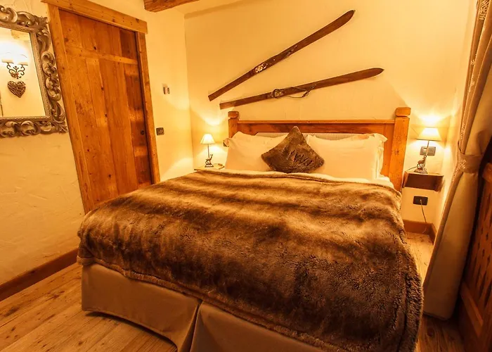 Rezort Au Coeur Des Neiges & Free E-bike Courmayeur