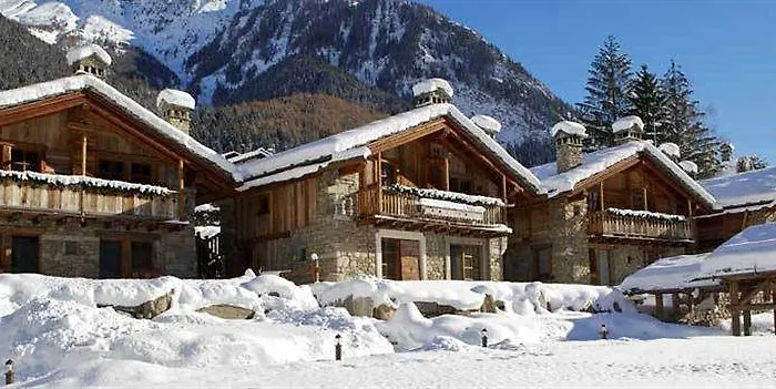 Resort Au Coeur Des Neiges Resort Spa & Free E-Bike