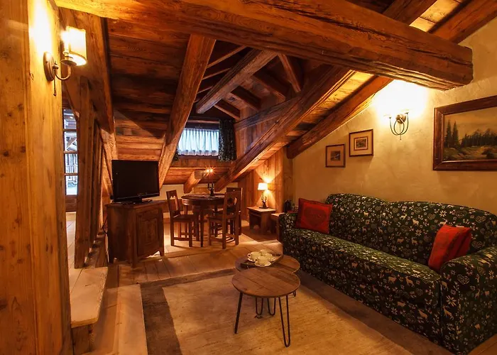 Au Coeur Des Neiges Resort Spa & Free E-Bike Courmayeur